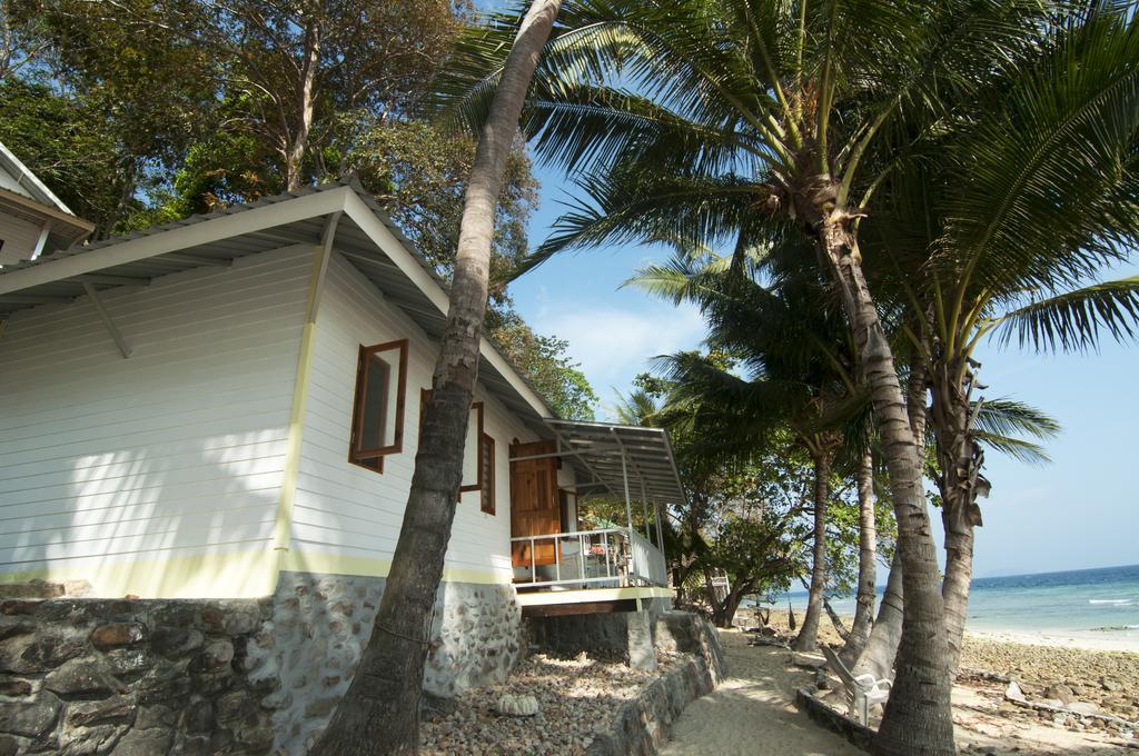 Tohko Beach Resort Ko Phi Phi Exterior foto