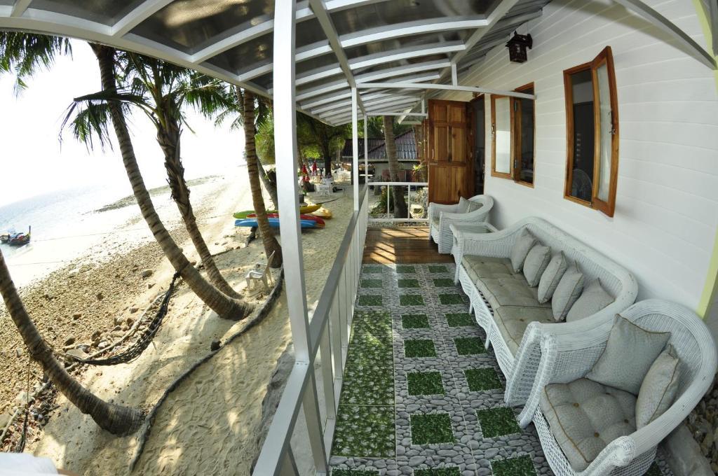 Tohko Beach Resort Ko Phi Phi Exterior foto